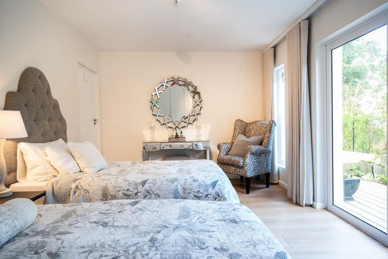 To Let 4 Bedroom Property for Rent in Brackenridge Western Cape